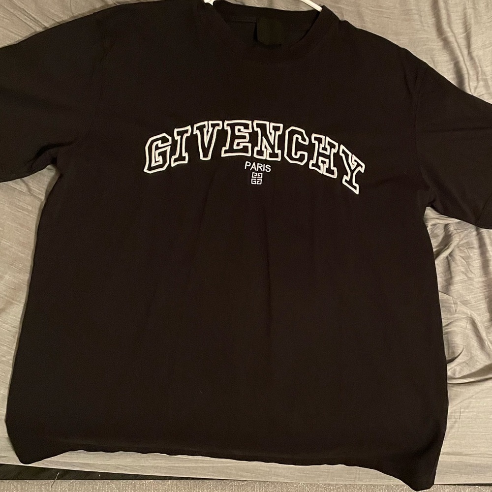 Givenchy Paris tee